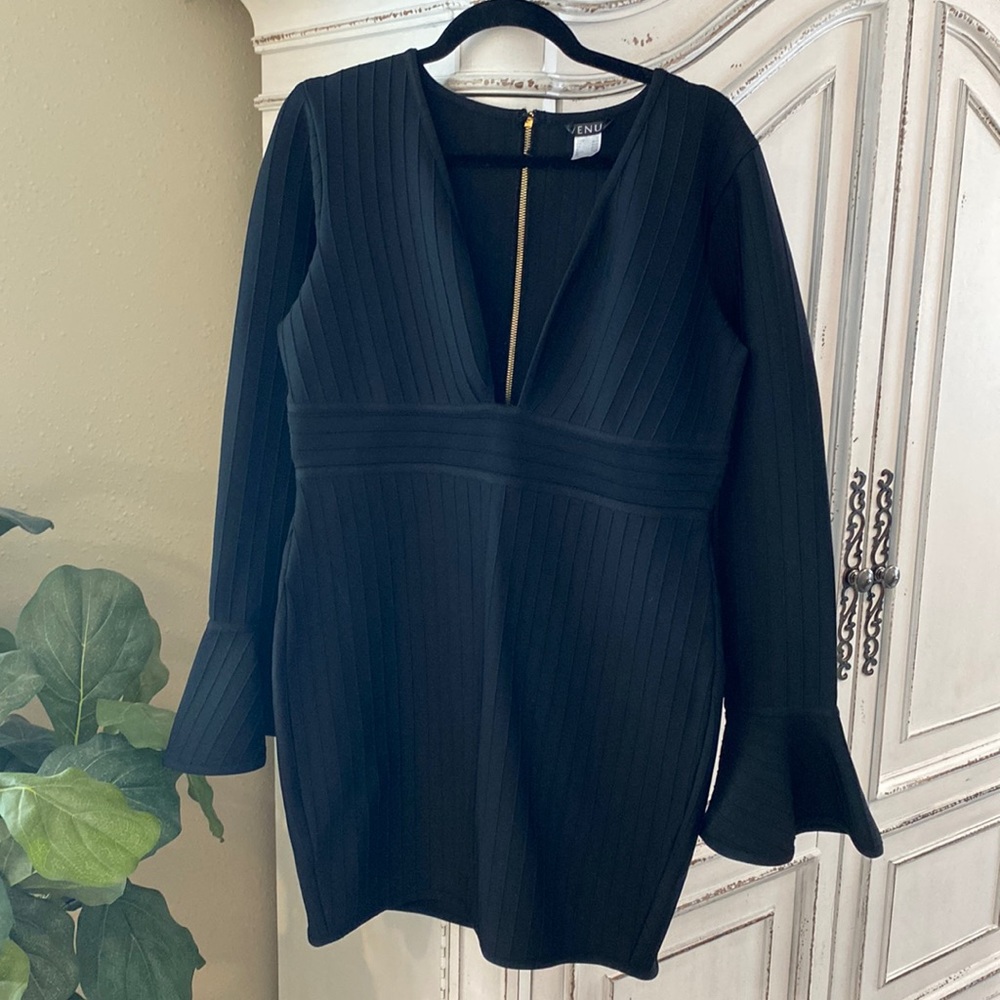 Venus Black Ribbed Flutter Long Sleeve Dress, Women’s size XL